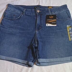 Lee/Bermuda Shorts/Women/Size 18W/Denim/Mid Rise Regular Fit Plus NWT